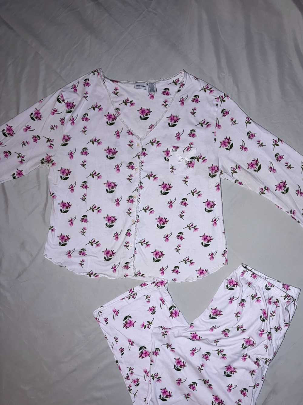 VINTAGE Bobbie Brooks White Floral Lounge Set with Pink Rose Print